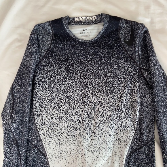 Nike Other - FITTED Nike PRO long sleeve